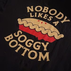 “Nobody Likes A Soggy Bottom” Black Funny T-Shirt XL Snorgtees